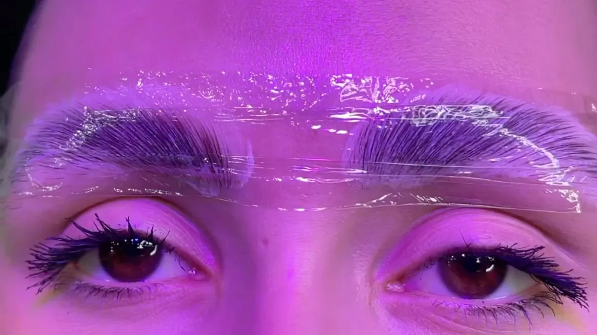 Laminare sprâncene — lucrare reală din studio, Chișinău
