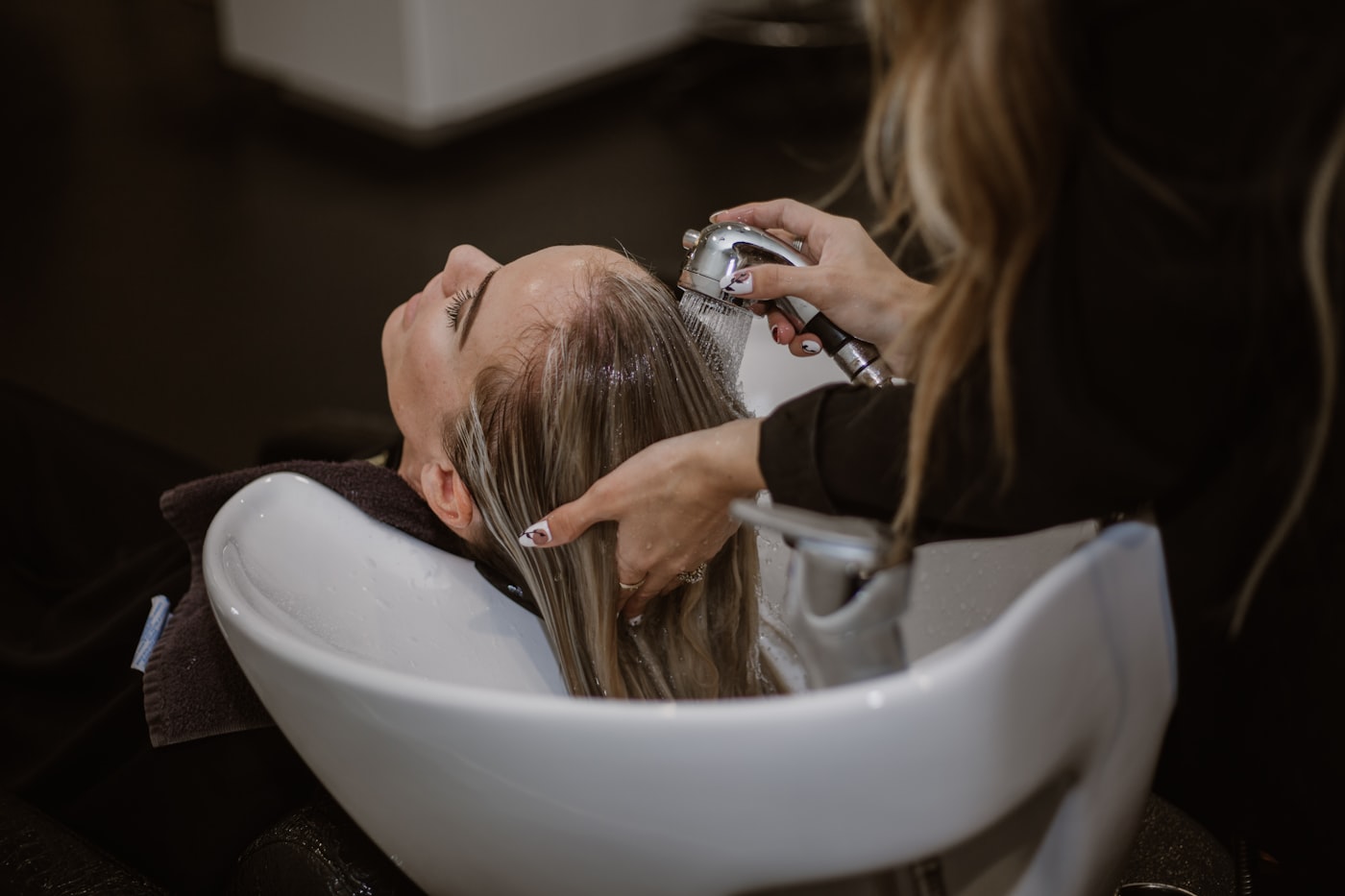 Cum alegi salonul de beauty: checklistul în 7 puncte